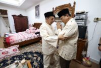 Menteri Pertahanan Prabowo Subianto bersilaturahmi ke kediaman Habib Lutfi bin Yahya di Pekalongan. (Dok. Angga Raka Prabowo)