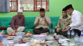 Ketua Umum Gerindra Prabowo melakukan kunjungan silaturahmi ke pondok pesantren di Jawa Timur. (Dok. Partai Gerindra)