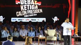 Calon presiden dari nomor urut 2, Prabowo Subianto saat debat capres yang diadakan KPU di Istora Senayan. (Dok. Tim Media Prabowo-Gibran)
