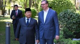 Presiden terpilih RI Prabowo Subianto bertemu Presiden Serbia Aleksandar Vucic guna memperkuat dialog politik dan bekerja sama diberbagai bidang, Senin (29/7/2024). (Instagram.com/@buducnostsrbijeav)