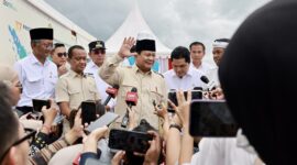 Presiden RI Prabowo Subianto saat meresmikan 37 proyek ketenagalistrikan nasional yang tersebar di 18 provinsi. (Dok. Tim Media Prabowo)